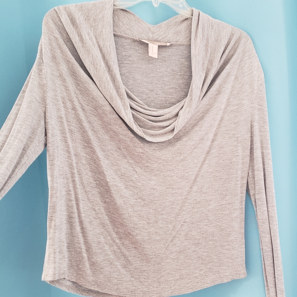 🌺 4/$20 Forever 21 cowl neck top size medium